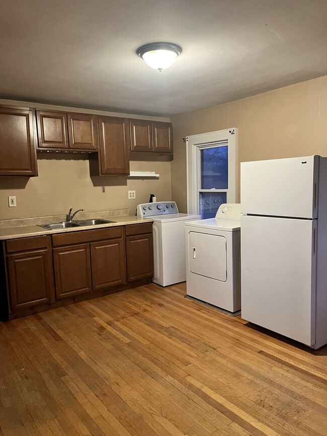 Photo - 35 Woodruff St