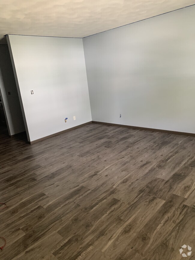Building Photo - 722 Dale St Unit 2 Rental