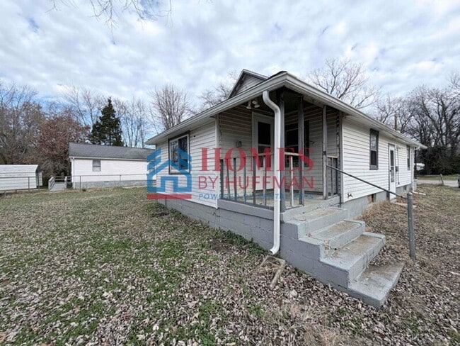 Photo - Two Bedroom House | Large Lot | Detached Garage