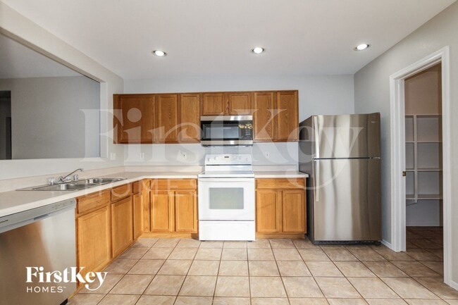 Photo - 15843 W Crocus Dr