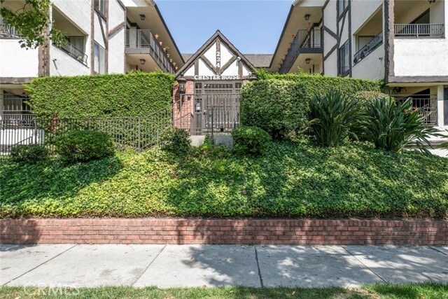 Building Photo - 234 N Kenwood St Unit 106 Rental