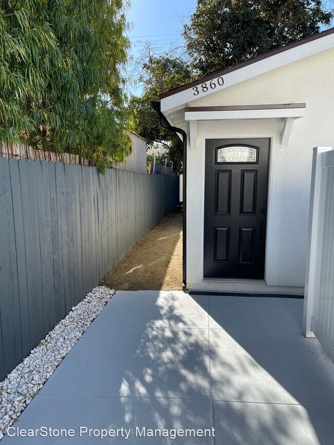 Photo - 2 br, 2 bath House - 3860 Boyce Ave