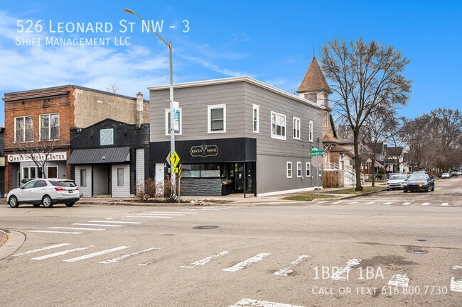 Building Photo - 526 Leonard St NW