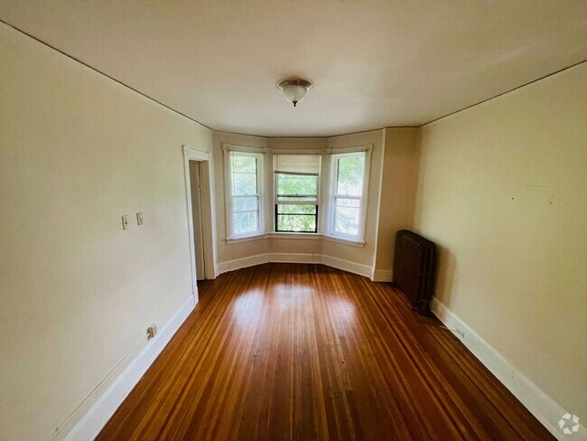 Building Photo - 306 Hudson Ave Unit 306 Hudson - APT 3F