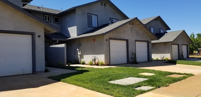 Photo - 152 Amberidge Dr Townhome