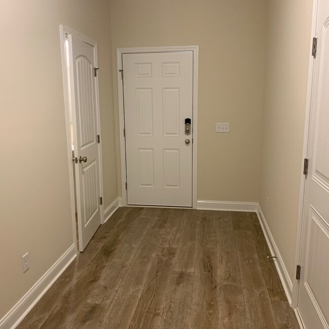 Photo - Cute 3 bedroom 2 bath