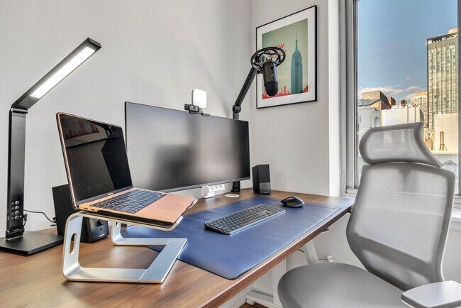 Photo - 120 W 21st St Unidad SI FL14-ID408746P