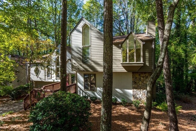 Building Photo - Contemporary East Cobb Home in Pope School...