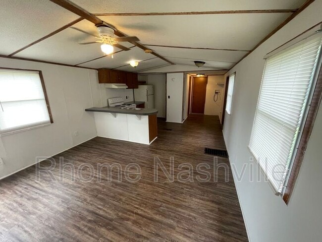 Photo - 1970 Fayetteville Hwy Unidad 40