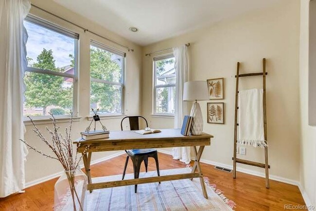 Photo - 2342 Xenia St