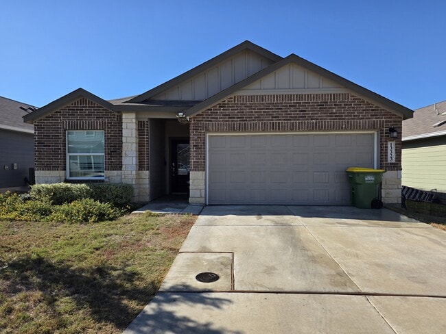 Building Photo - 13323 Savory Pl