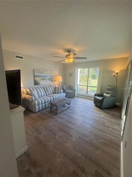 Photo - 621 Windrush Bay Dr Unit 621