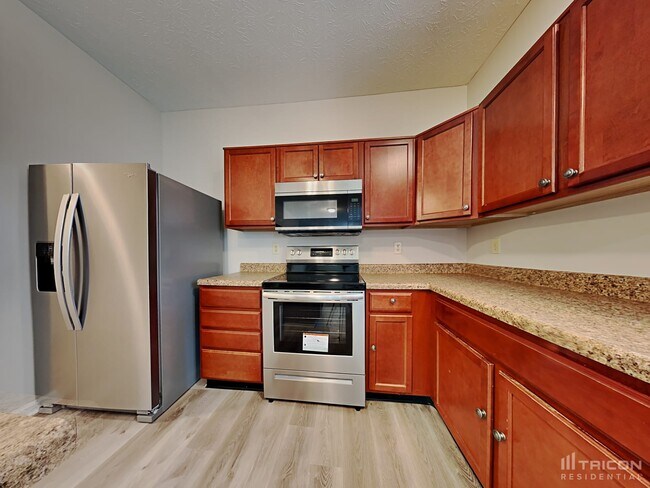 Photo - 2421 Ross Common Ct