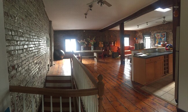 Building Photo - 12 Front St Unit 3200