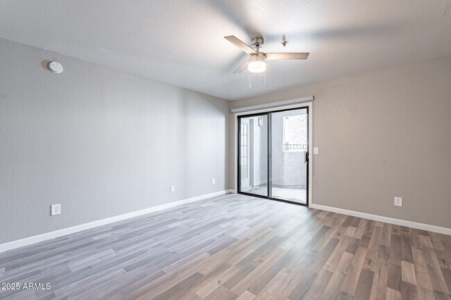 Photo - 2025 E Campbell Ave