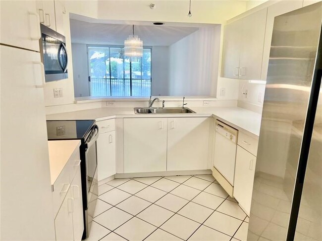 Photo - 9587 Weldon Cir Unit B204
