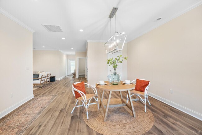 Photo - 157 Villa Oak Cir