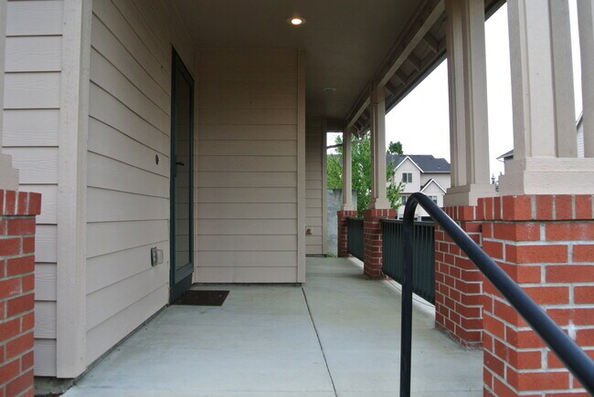 Photo - Corvallis Comfort & Convenience: Spacious 3-bedroom, 2.5 bath  Townhome