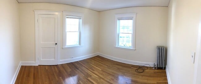 Photo - Available December 1st! 1 BED 1 BATH in pr... Unidad 1R