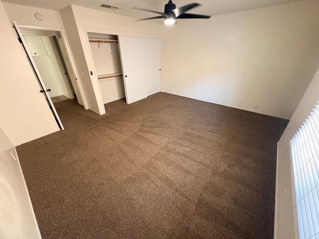 2720 W Caldwell Ave