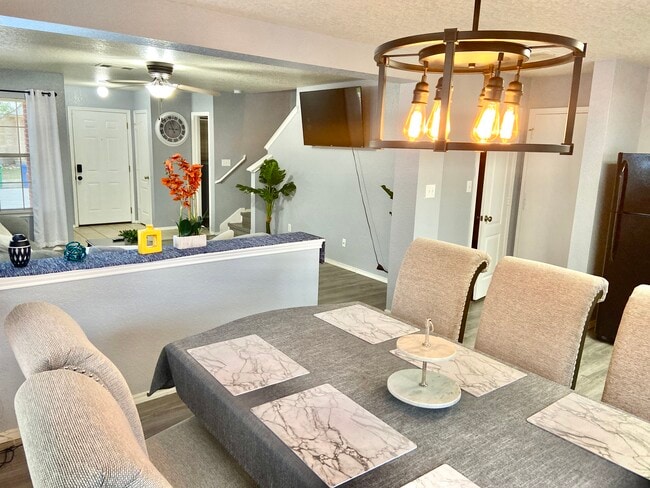 Photo - 410 Mahogany Chest