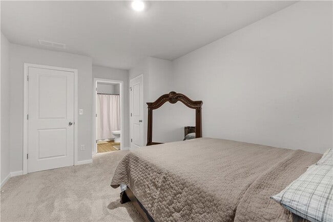 Photo - 11649 Mendenhall Ct