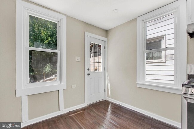 Photo - 3 Bedroom Duplex in Penbrook Boro.