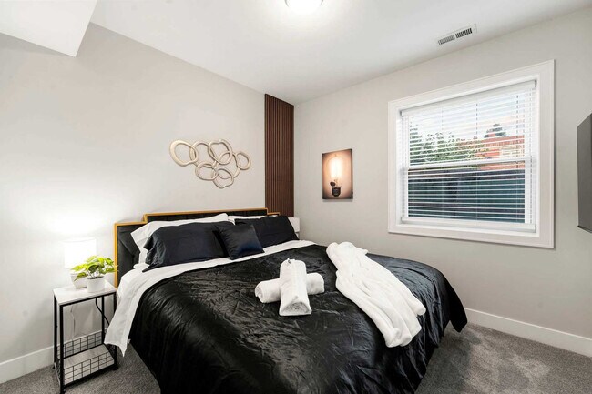 Photo - 2207 W 18th St Unit ID1296498P