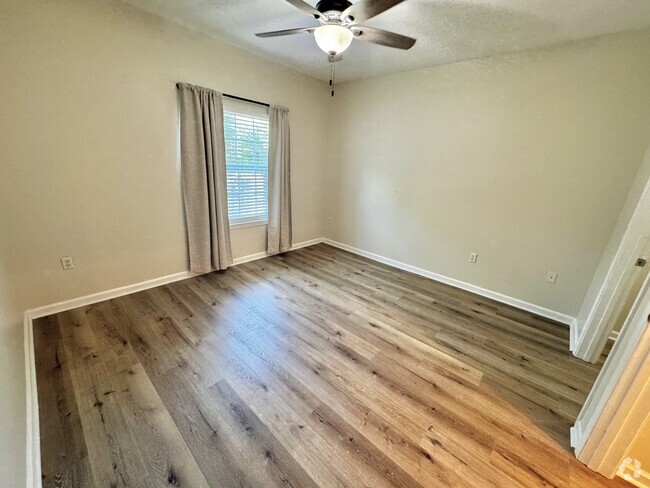 Building Photo - 1300 Park W Blvd Unit 717 Rental