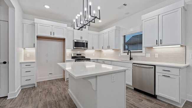 Photo - 123 N Banner Ave