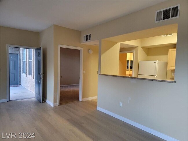 Photo - 2 Bed 2 Bath Gated Condo Near Badura & 215