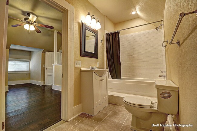 Photo - 621 N 4th St