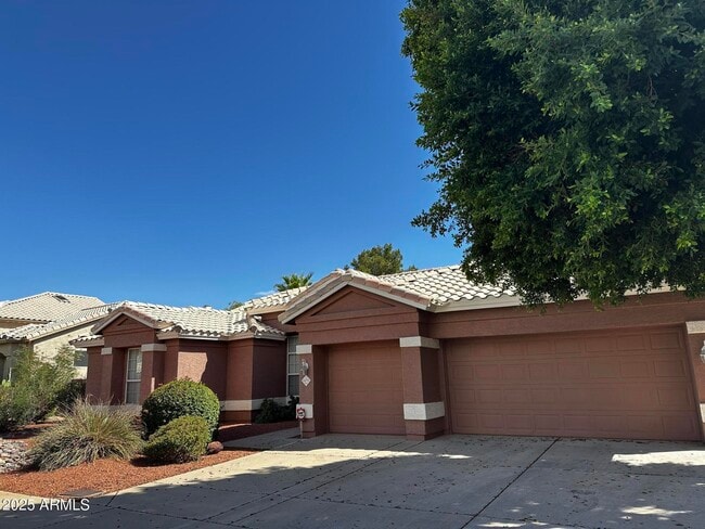 Building Photo - 6273 W Louise Dr Rental