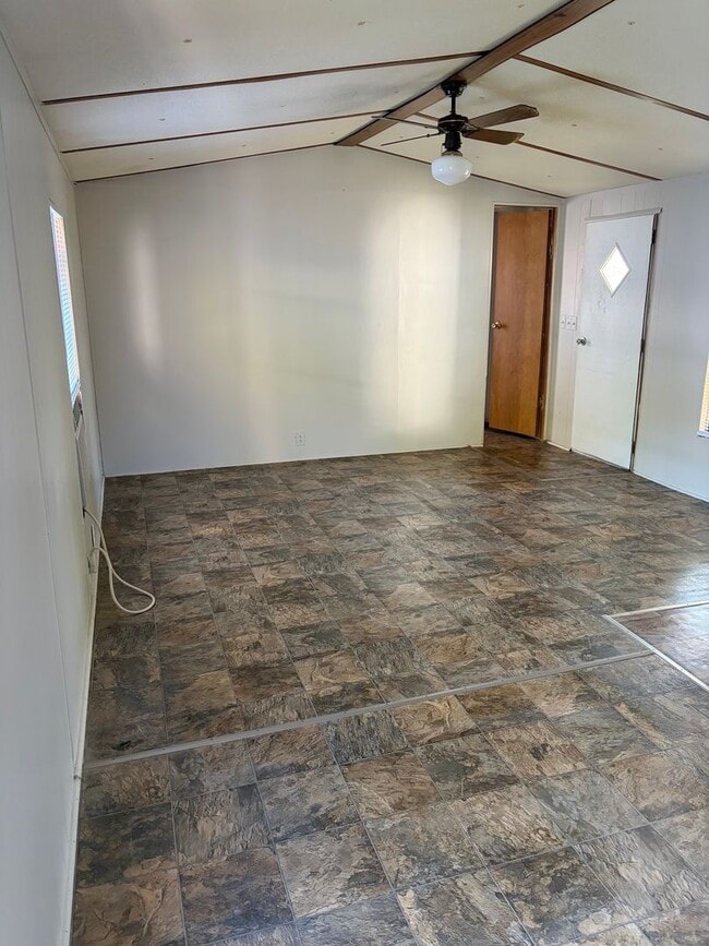 Photo - Francis- 707 MH Unidad B-2