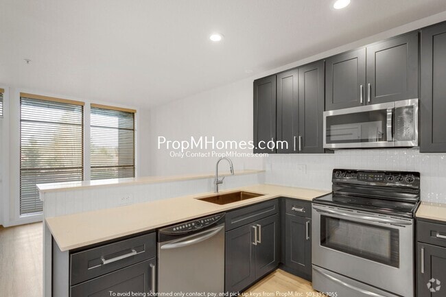 Building Photo - Remodeled One Bedroom Condo in Downtown Gr... Unit 287 NE 3rd Street - 212