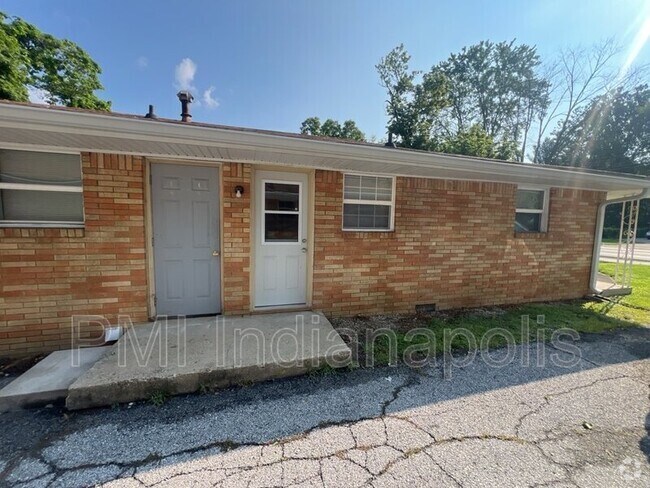 Building Photo - 228 S Green St Unit B Rental
