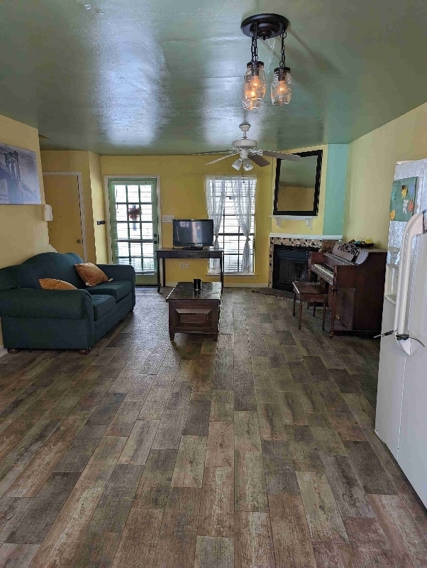 Photo - 4360 Stumberg Ln