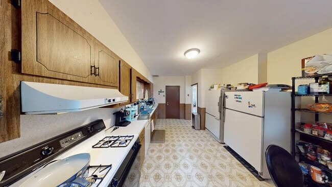 Building Photo - 1 Woodstock Ave Rental