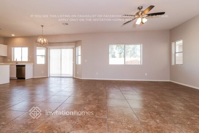 Photo - 1421 S 123rd Dr