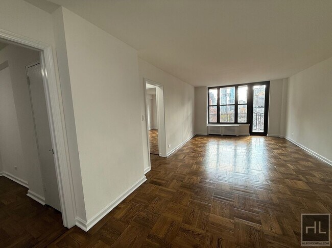 Building Photo - EAST 35 STREET