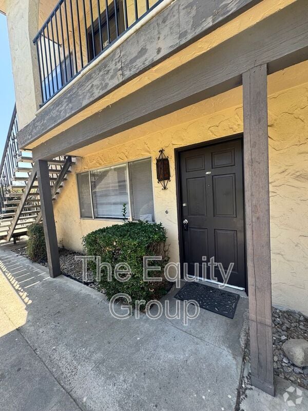 Building Photo - 3145 W Campus Ave. Rental