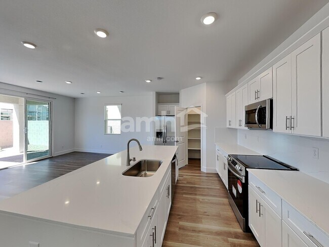 Photo - 5863 Vaes Dothrak St