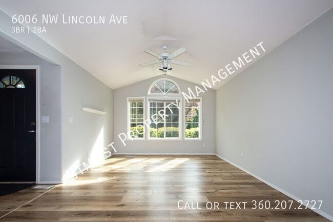Photo - 6006 NW Lincoln Ave