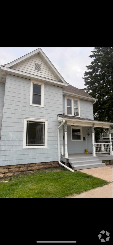 Building Photo - 15-17 N Wisconsin St Rental