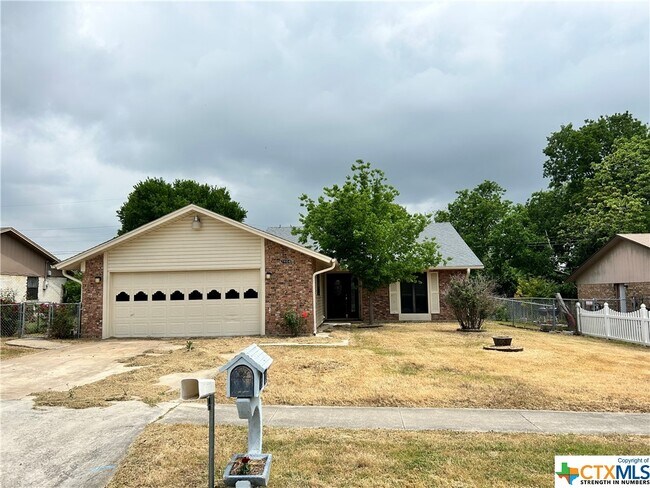 Photo - 2804 Lawndale St