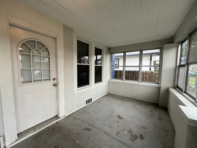 Photo - 302 S Randolph St