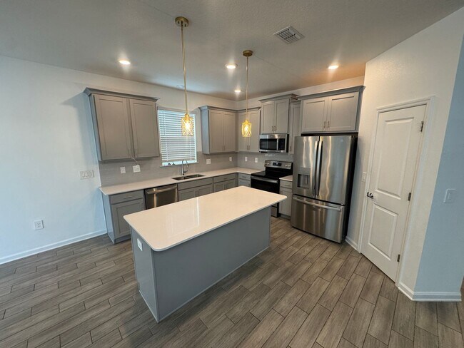 Photo - 2715 Slash Wy