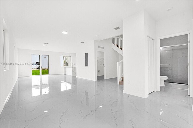 Photo - 22555 SW 125th Ave