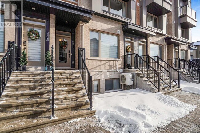 Photo - 605 Makwa Private