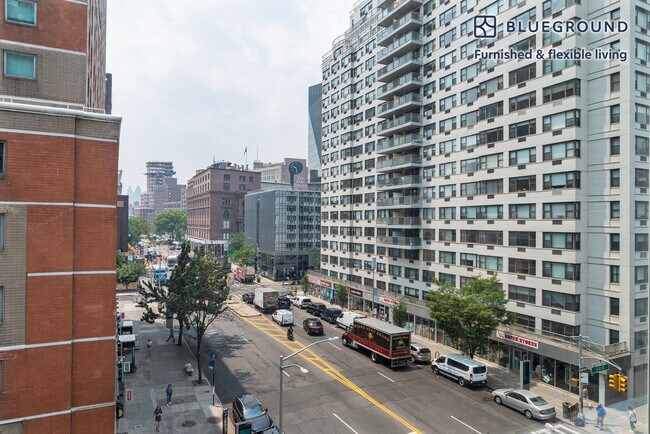 101 E 10th St Unit SI FL5-ID1155